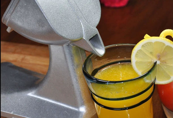 Aluminium Manual Fruit Squeezer Heavy Duty Orange Lemon Juice Extractor