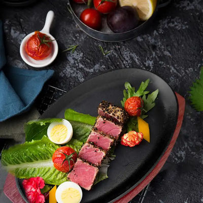 Cast Iron Oval Shape Sizzling Plate Frying Pan Steak Plates With Wood Base Plate